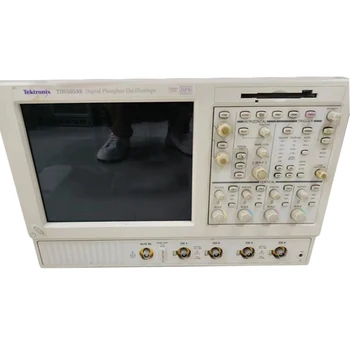 Tektronix TDS5054B 500 mhz Štyri-Kanálový Osciloskop