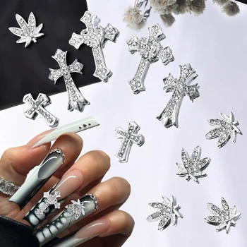 10pcs Luxusný Strieborný Kríž Nail Art zobrazili kľúčové tlačidlá pre Šperky Retro Zliatiny Kamienkami Lesk 3D Nail Art DIY Punk Manikúra Príslušenstvo